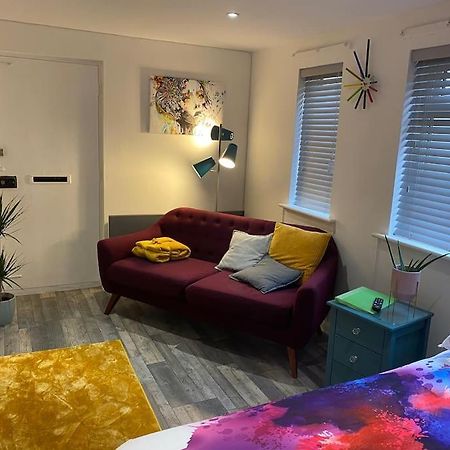 Cosy Studio Apartment Waterlooville Esterno foto