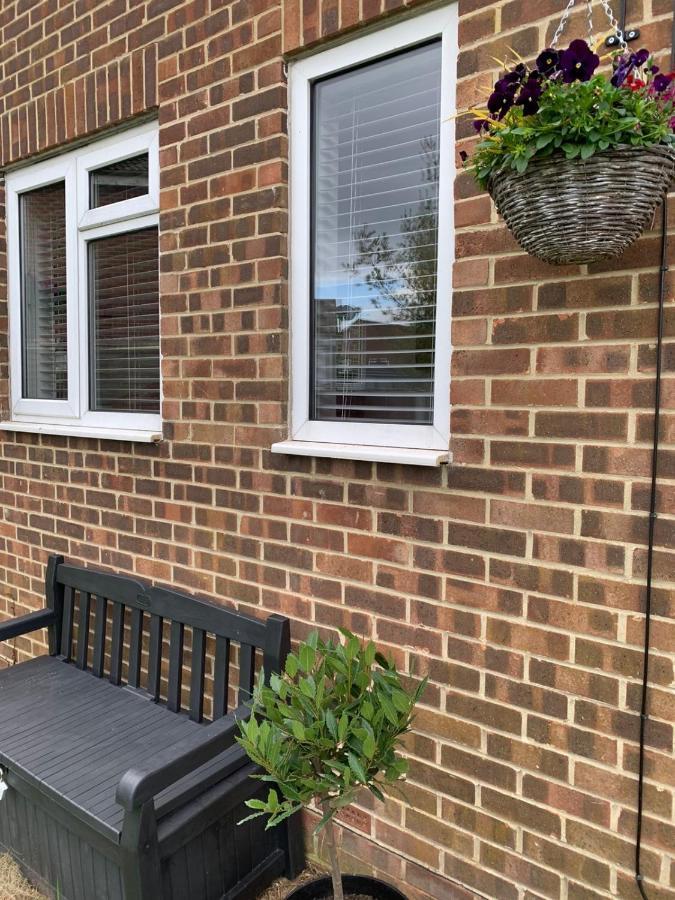 Cosy Studio Apartment Waterlooville Esterno foto