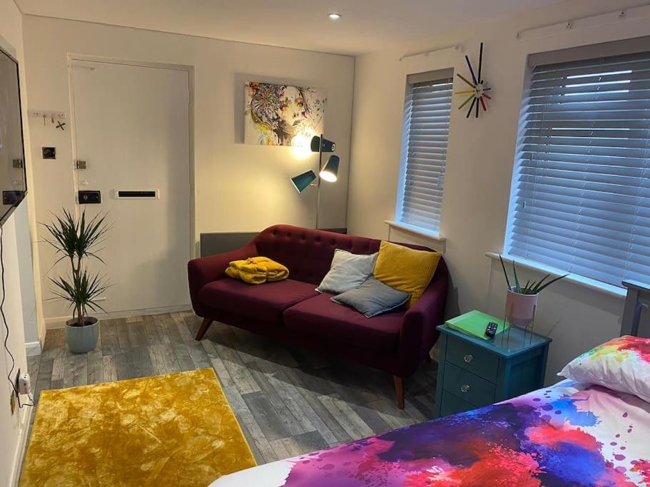 Cosy Studio Apartment Waterlooville Esterno foto
